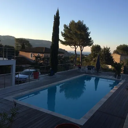דירה Le Petit Cassis Appart 70M2 Dans Villa Avec Acces Libre Piscine Vue Mer Et Falaise De Cassis Parking Prive Quartier Residentiel Tres Calme-Plage 5Mn En Voiture *