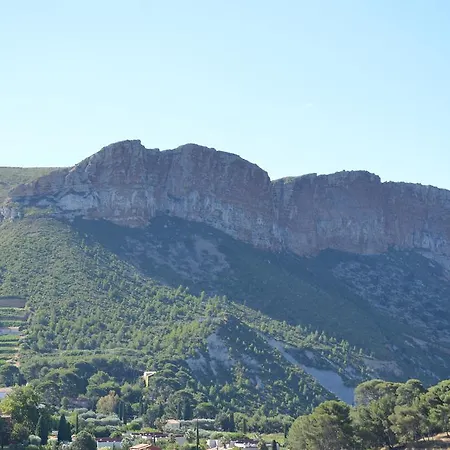 דירה Le Petit Cassis Appart 70M2 Dans Villa Avec Acces Libre Piscine Vue Mer Et Falaise De Cassis Parking Prive Quartier Residentiel Tres Calme-Plage 5Mn En Voiture קסיס