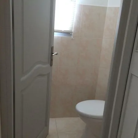 Le Petit Cassis Appart 70M2 Dans Villa Avec Acces Libre Piscine Vue Mer Et Falaise De Cassis Parking Prive Quartier Residentiel Tres Calme-Plage 5Mn En Voiture *