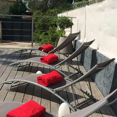 Le Petit Cassis Appart 70M2 Dans Villa Avec Acces Libre Piscine Vue Mer Et Falaise De Cassis Parking Prive Quartier Residentiel Tres Calme-Plage 5Mn En Voiture דירה